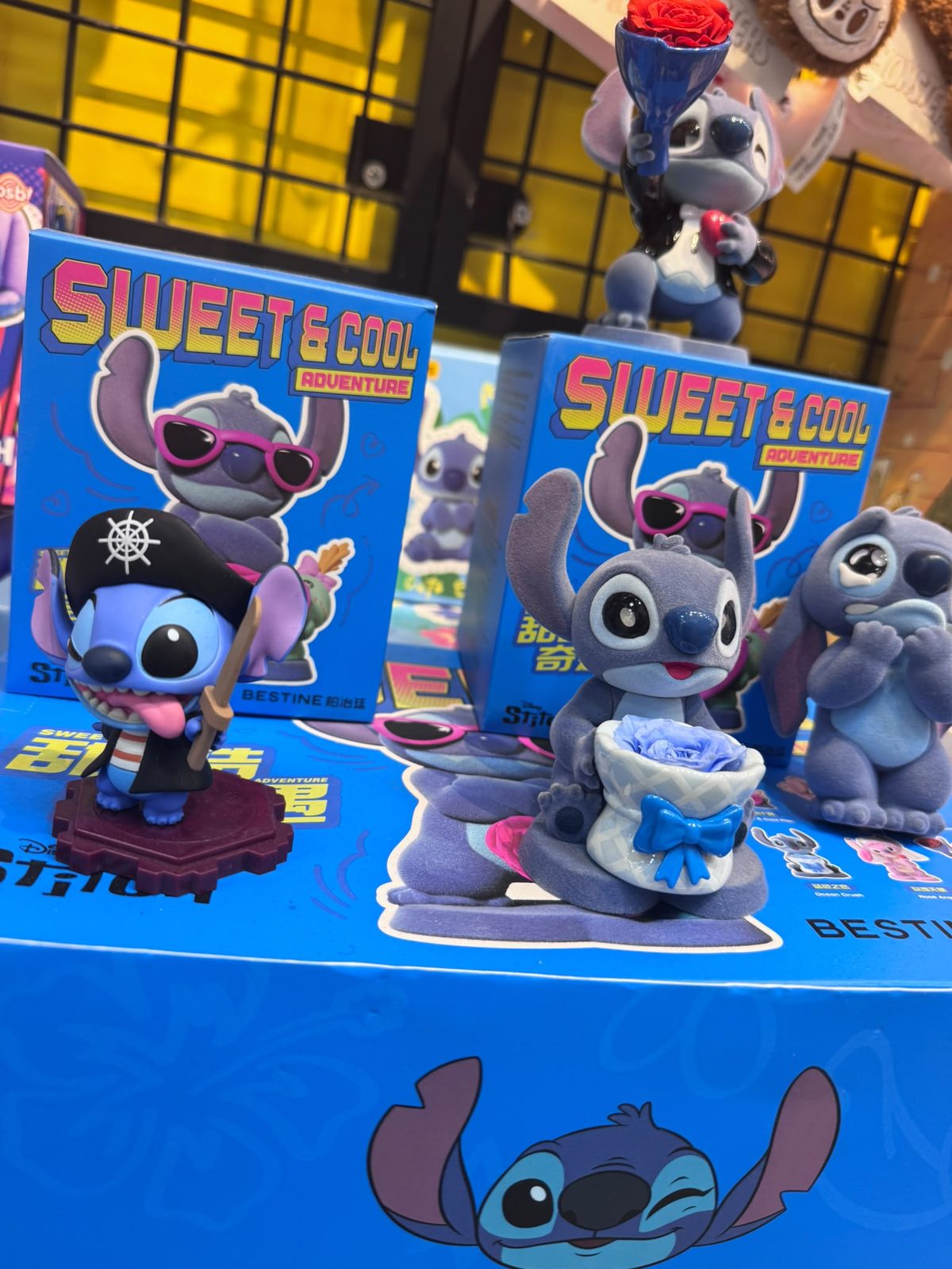 Stitch Sweet & Cool figür kutuları