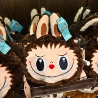 The Monsters Labubu plush massenger bag - 3